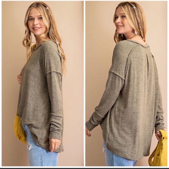 The BREENA Hacci Knit Tunic - Picture 3 of 5